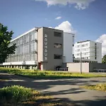 Luxus Am Bauhausmuseum Dessau-Rosslau